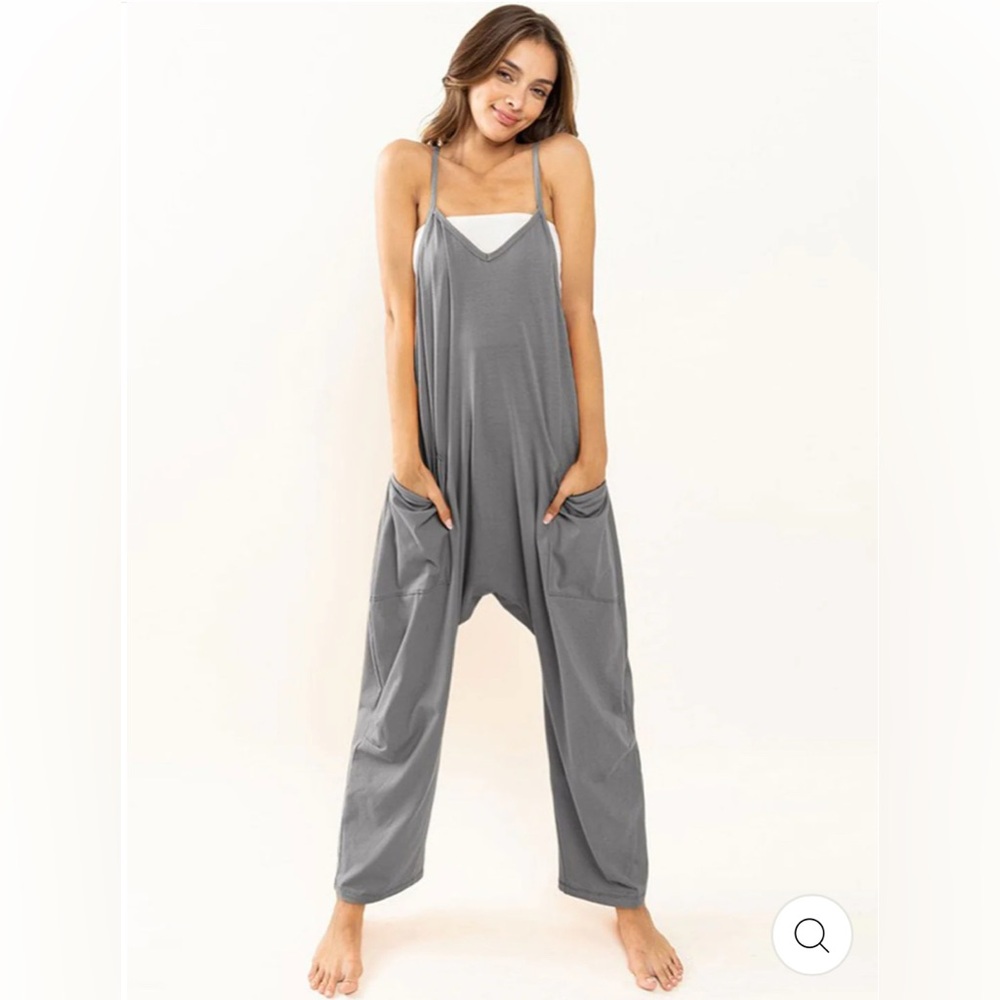 Ces Femme Gray Lightweight Spaghetti-Strap Jumpsuit